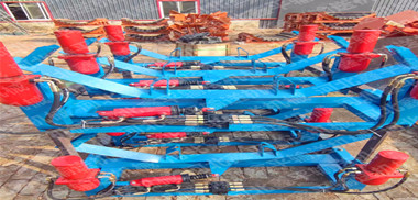 1713259487177211.jpg 雙向上糾偏支架_副本_副本.jpg