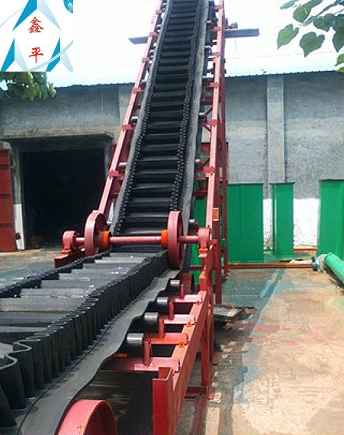 1716605847387519.jpg 大傾角皮帶機.jpg